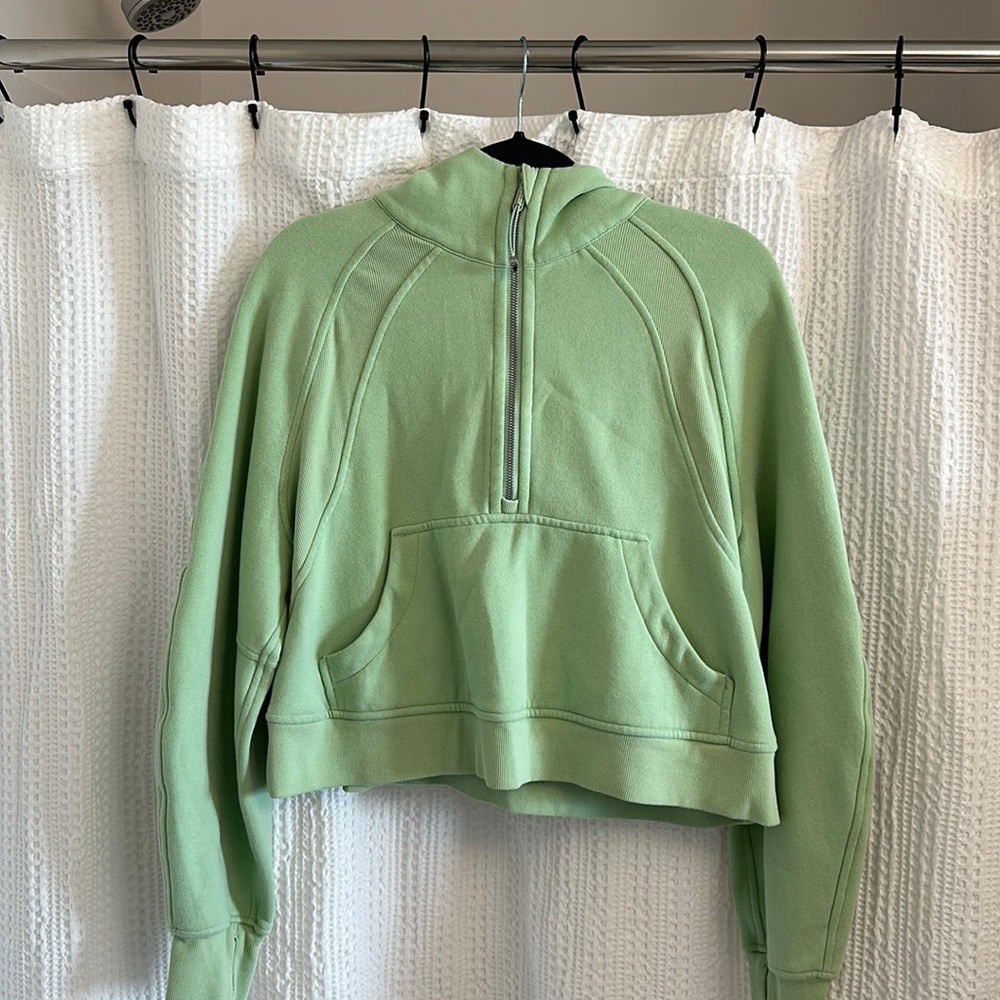Lululemon Scuba hooded half zip